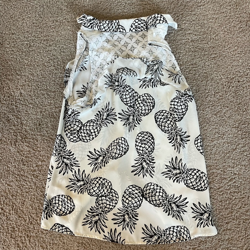 Candies Pineapple Tank Top Blouse - Picture 3 of 6
